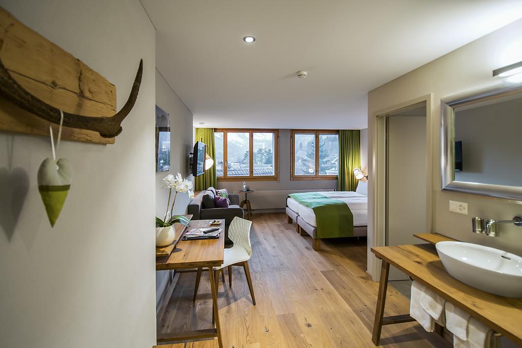 Hotel National Frutigen Quarto foto